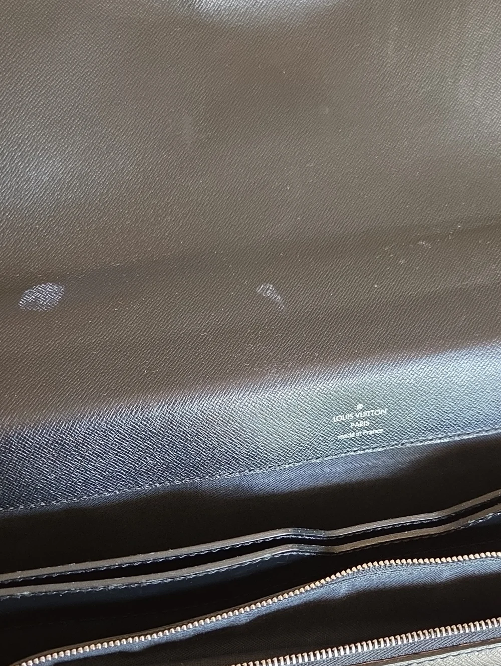 Louis Vuitton Taiga Laguito Business Bag Briefcase